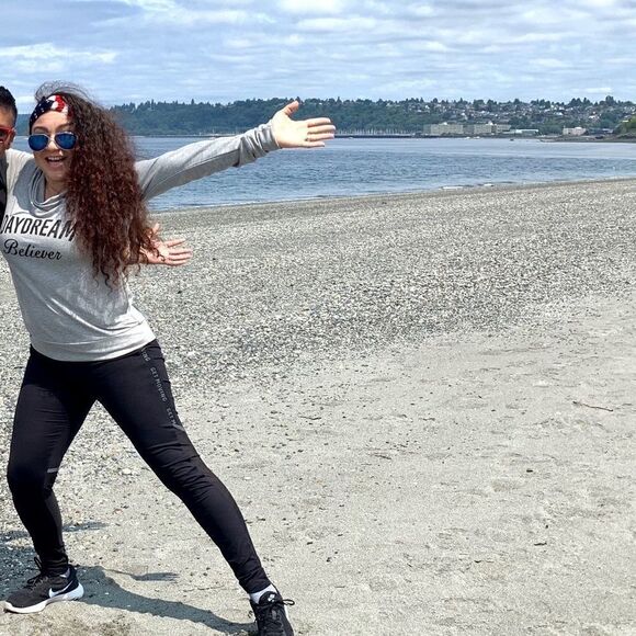 Day Dream Believer! Scoop Neck Sweatshirt XS LAST ONE ✔️ - Picture 3 of 4